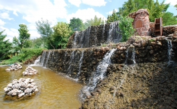 KORKUT ATA KONGRE VE KÜLTÜR MERKEZİ