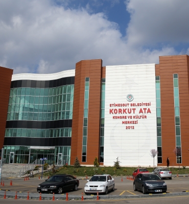 KORKUT ATA KONGRE VE KÜLTÜR MERKEZİ